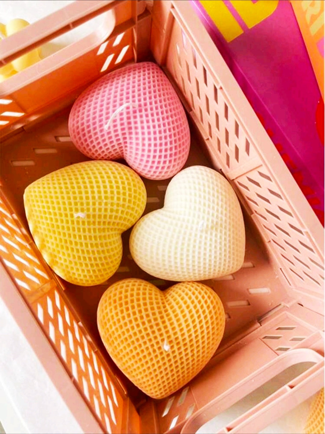 Bougies décoratives en forme de cœur texturé
