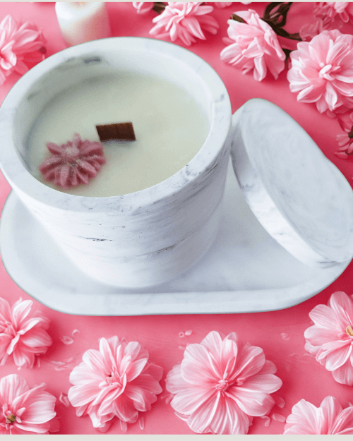 Bougie parfumée artisanale, idéale pour créer une ambiance chaleureuse et cocooning durant la saison automne