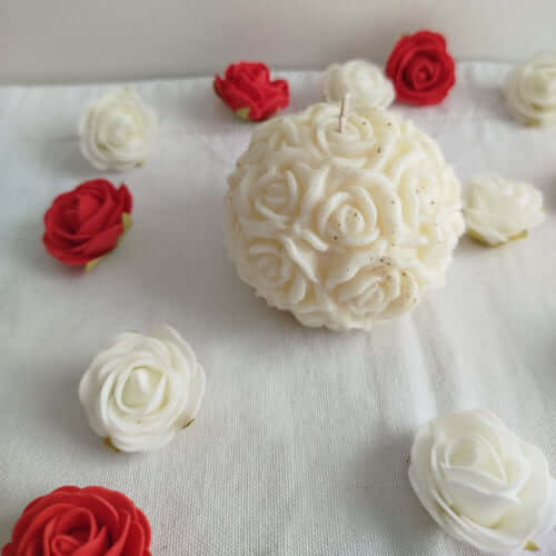 Zoom sur la texture florale de la cire végétale