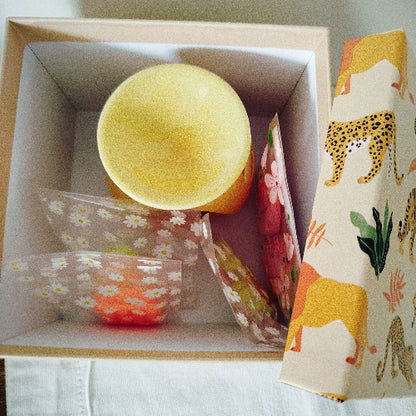 Un diffuseur élégant pour fondants parfumés, idéal pour apporter une touche chaleureuse à votre intérieur.