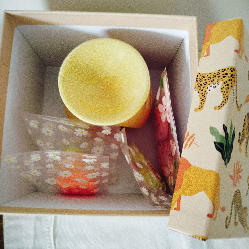 Un diffuseur élégant pour fondants parfumés, idéal pour apporter une touche chaleureuse à votre intérieur.