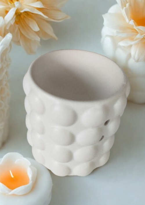 Brûleur Bubble Design pour Fondants, accessoire décoratif en céramique blanche avec motif organique.